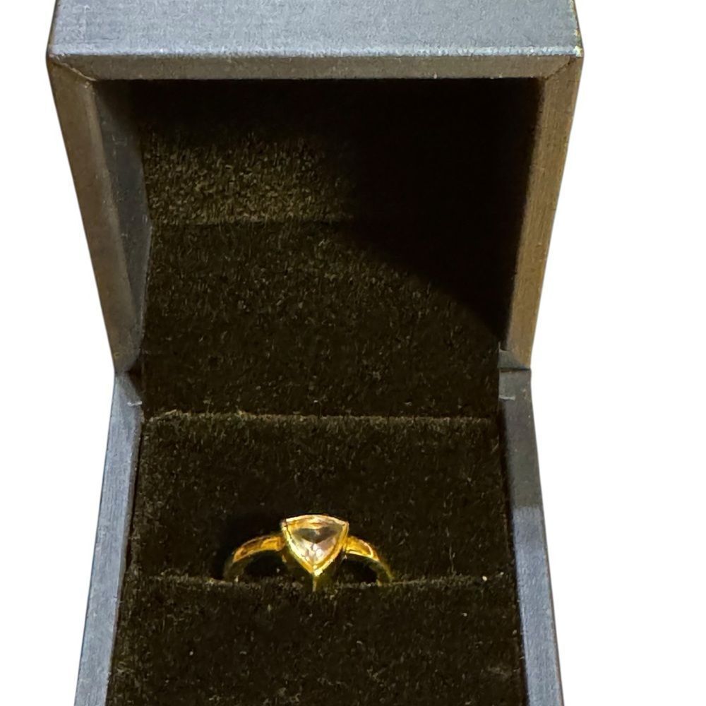 Elegant Sterling Silver Gold plated Ring with light purple Stone